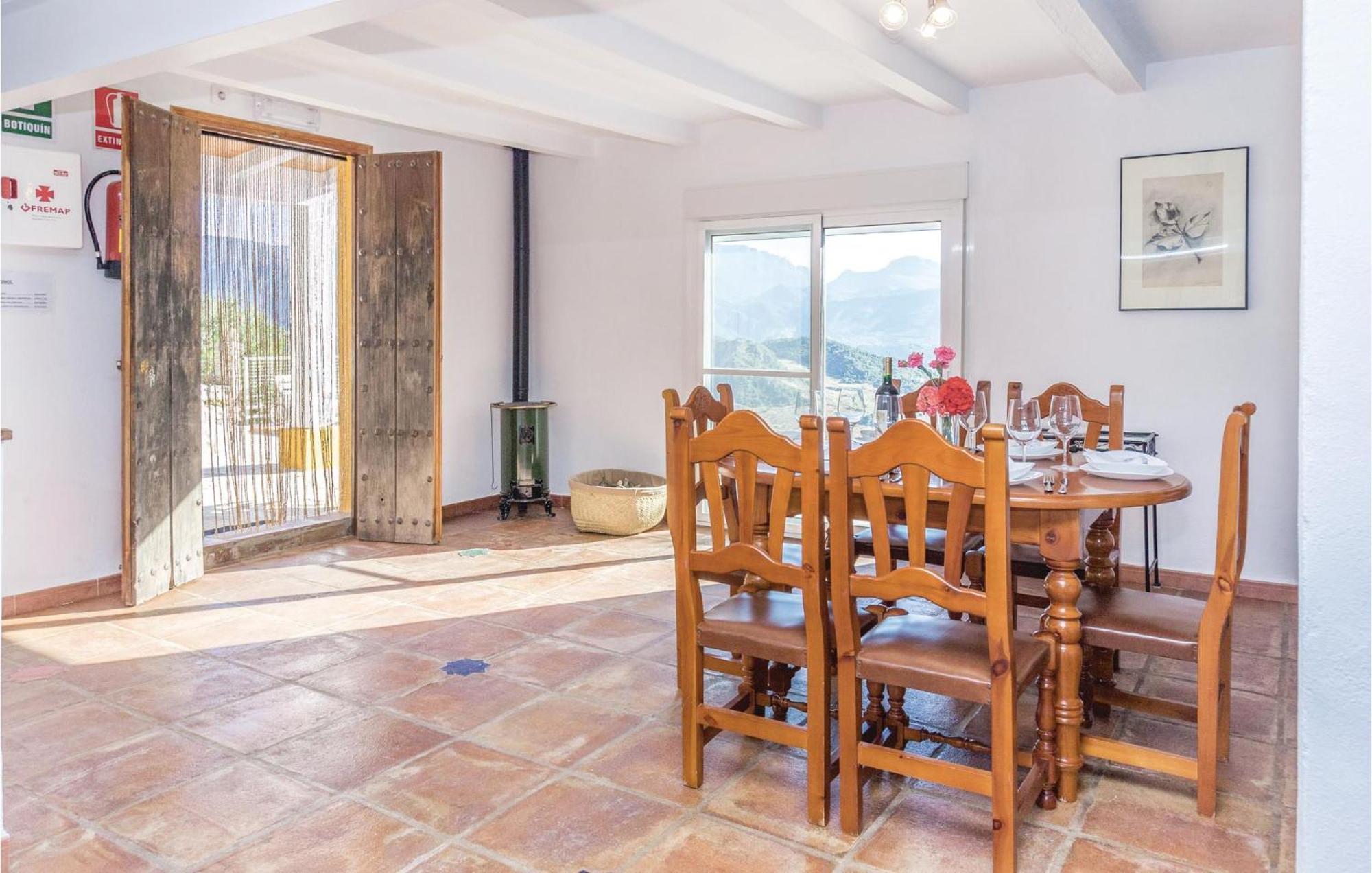 Awesome Home In Cadiz With Swimming Pool El Gastor Dış mekan fotoğraf